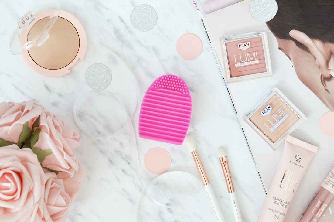 myjka do pędzli puderek.com.pl